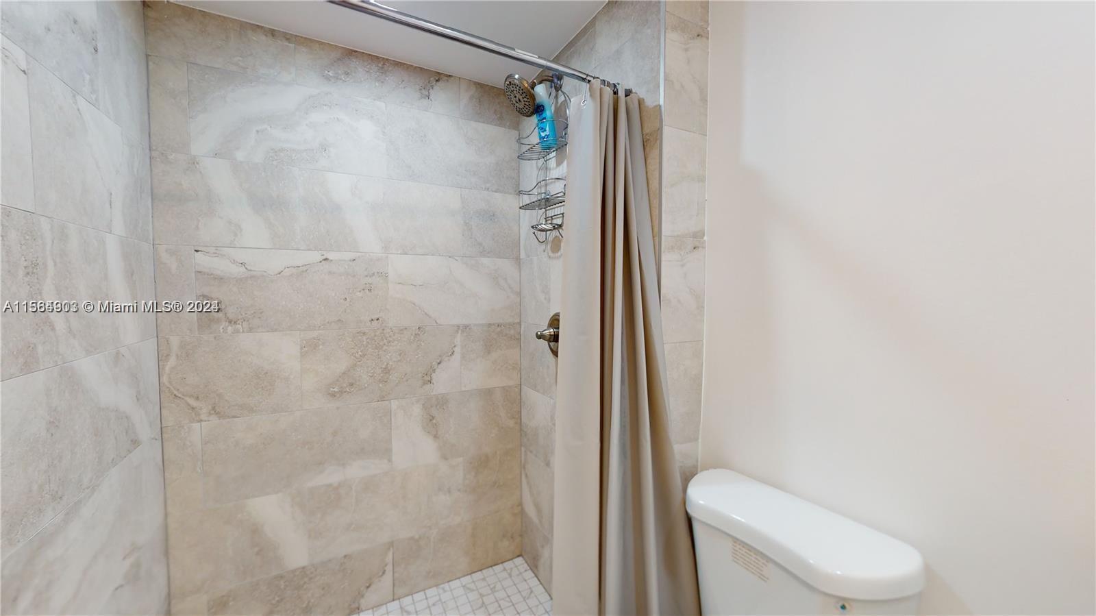 580 Egret Dr 302 Property Photo 31