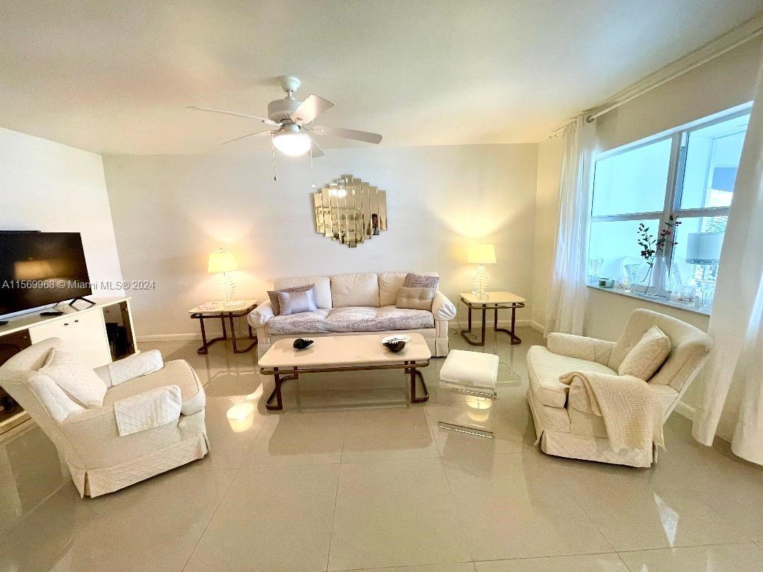 580 Egret Dr 308 Property Photo 12