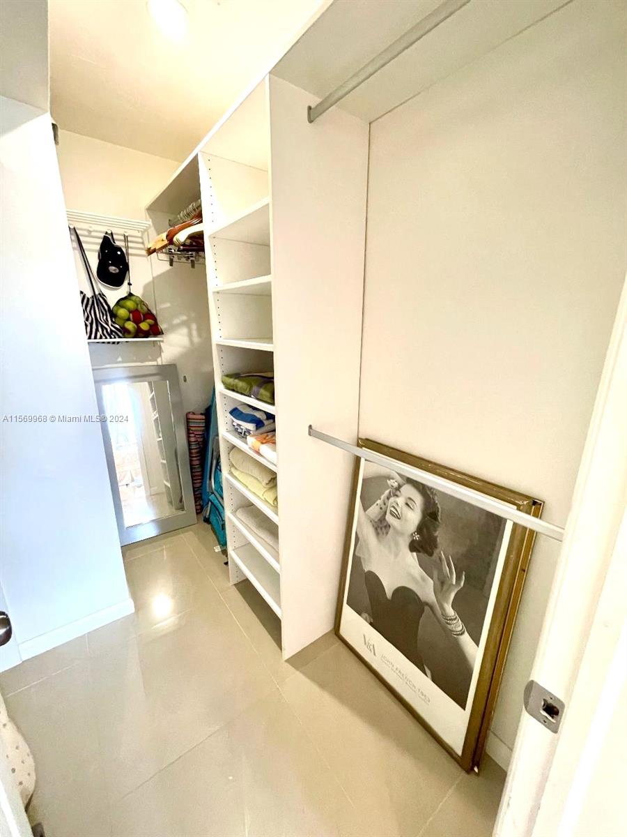 580 Egret Dr 308 Property Photo 17