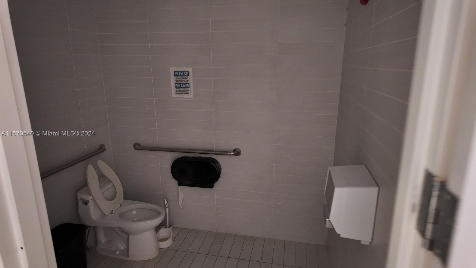 309 23rd St 100 Property Photo 7