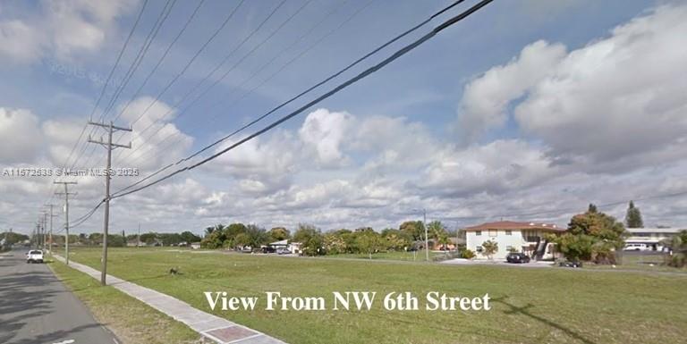 6 Nw Ct Property Photo 4