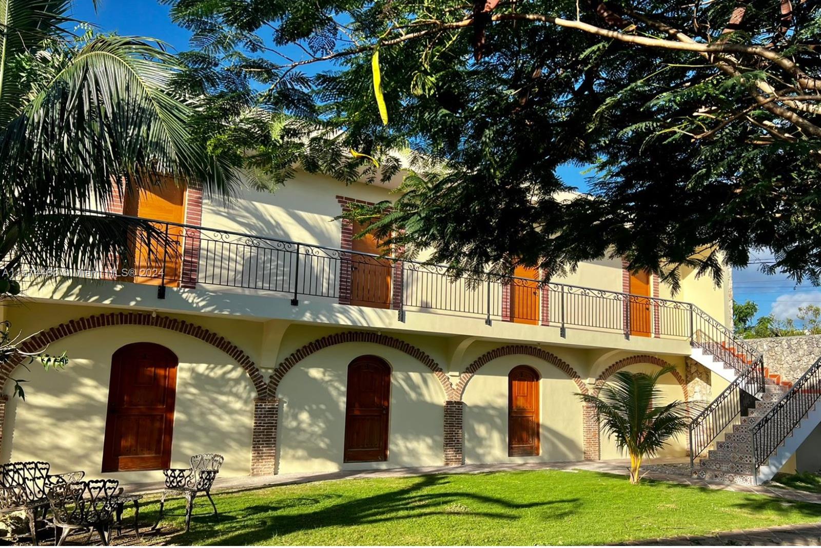 3 Yamili Property Photo 1