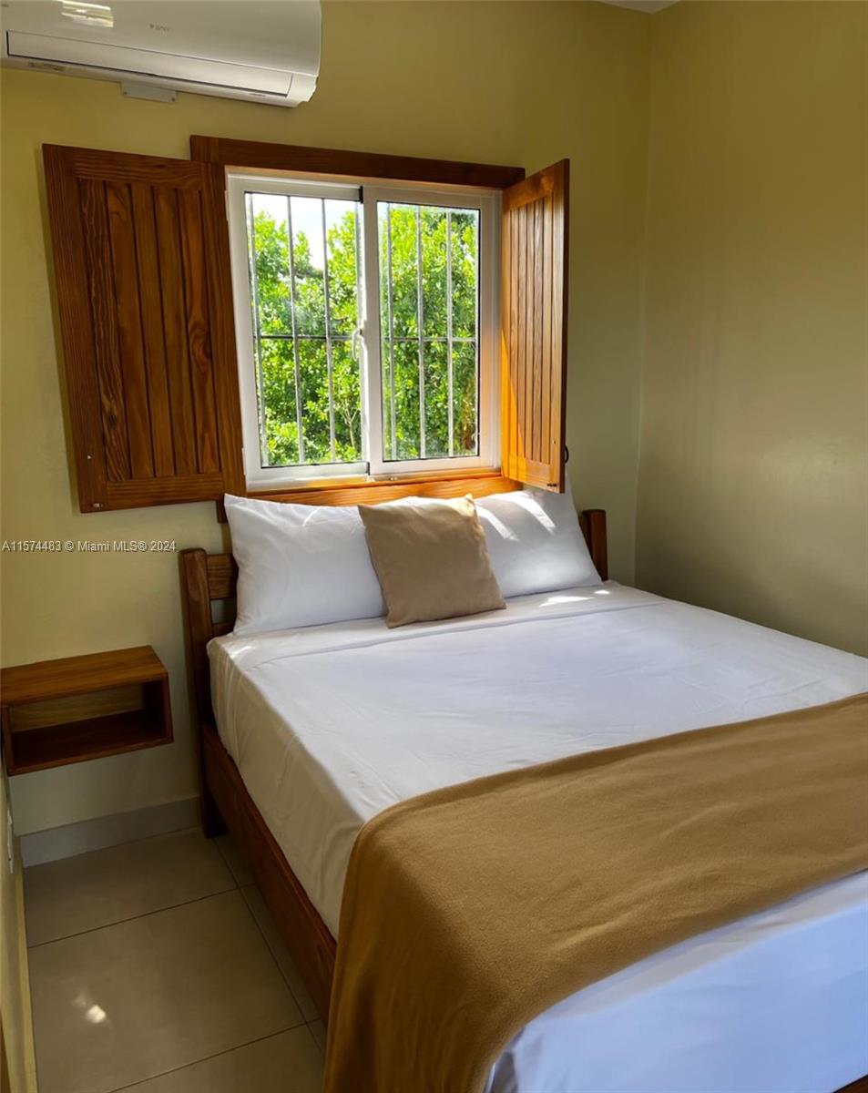 3 Yamili Property Photo 5