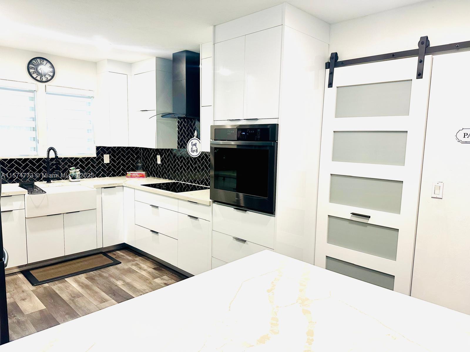 19790 Sw 242nd St Property Photo 10