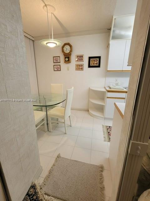 1000 W Island Blvd 1511 Property Photo 14