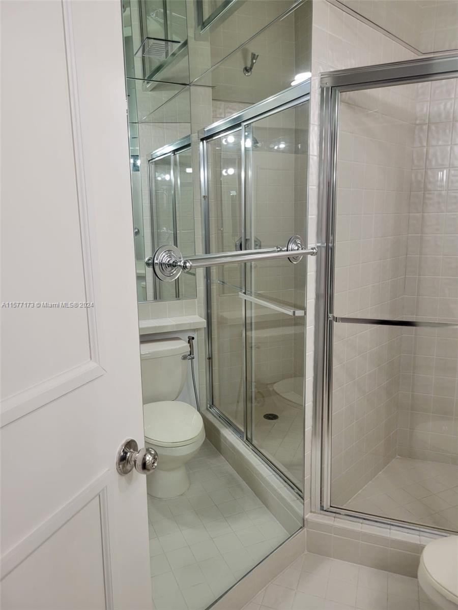 1000 W Island Blvd 1511 Property Photo 24