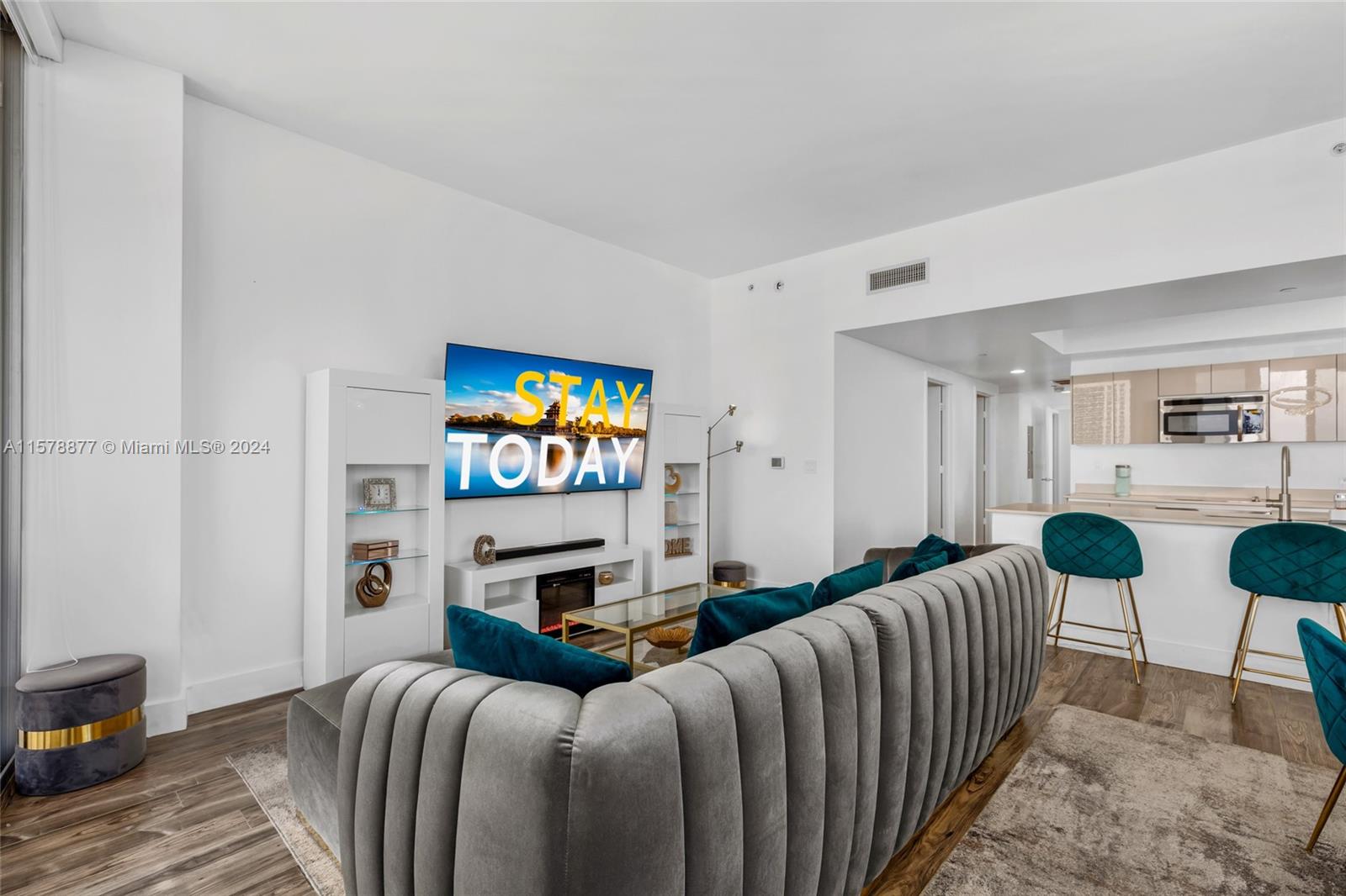 2600 E Hallandale Beach Blvd T3302 Property Photo 6