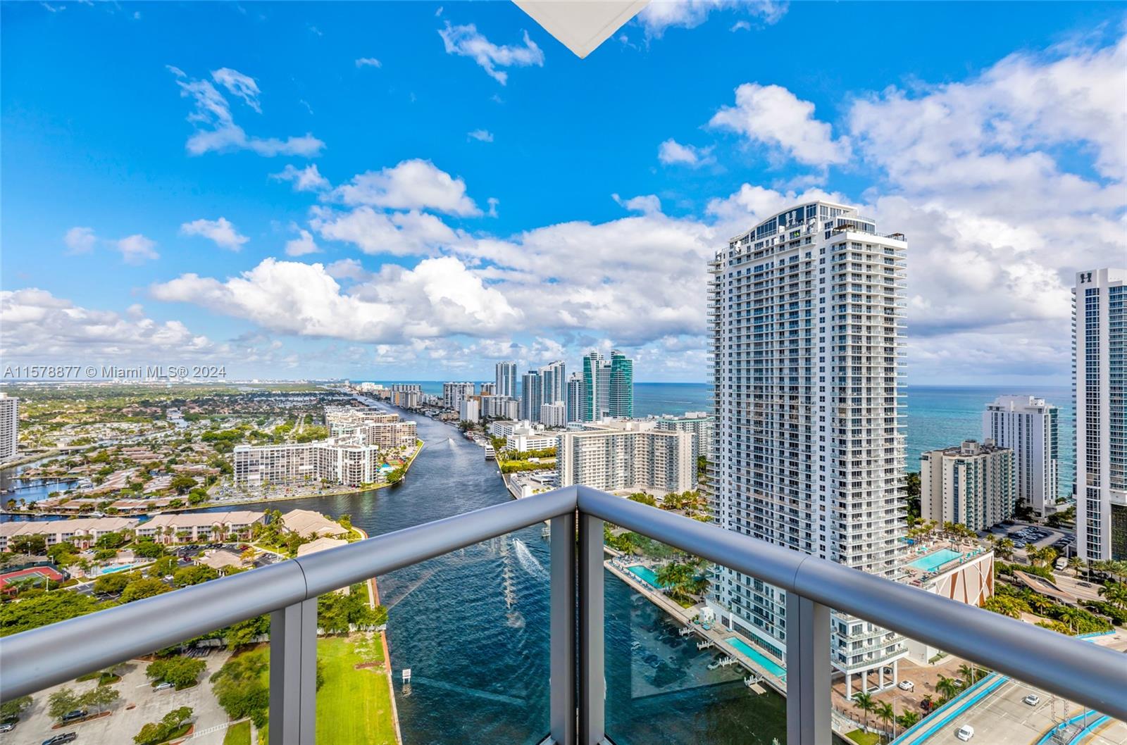 2600 E Hallandale Beach Blvd T3302 Property Photo 25