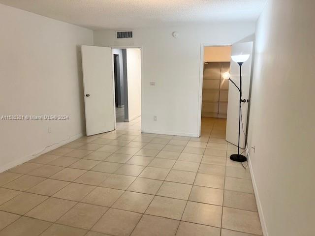 9974 N Kendall Dr 1033 Property Photo 4