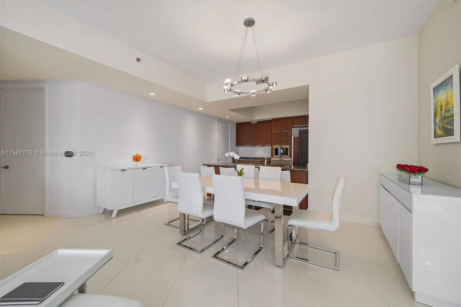 A11581778 Property Photo 5