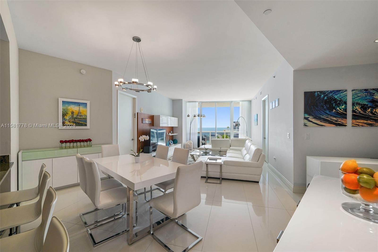 A11581778 Property Photo 10