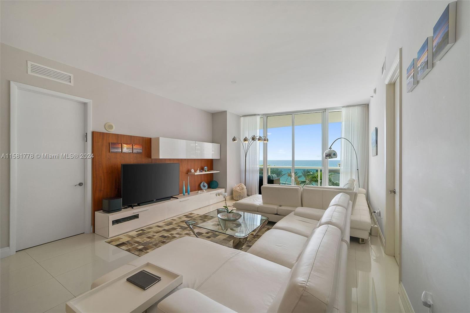 A11581778 Property Photo 11