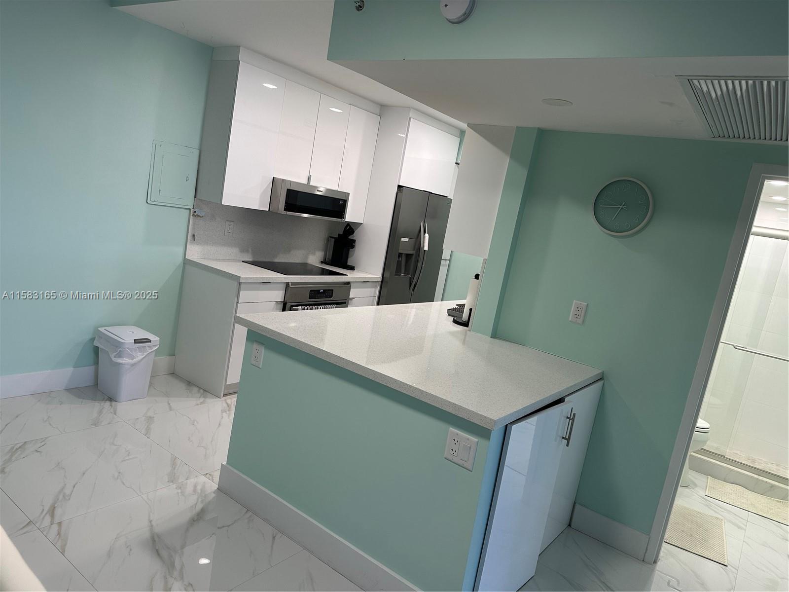 2501 S Ocean Dr 1530 Property Photo 6