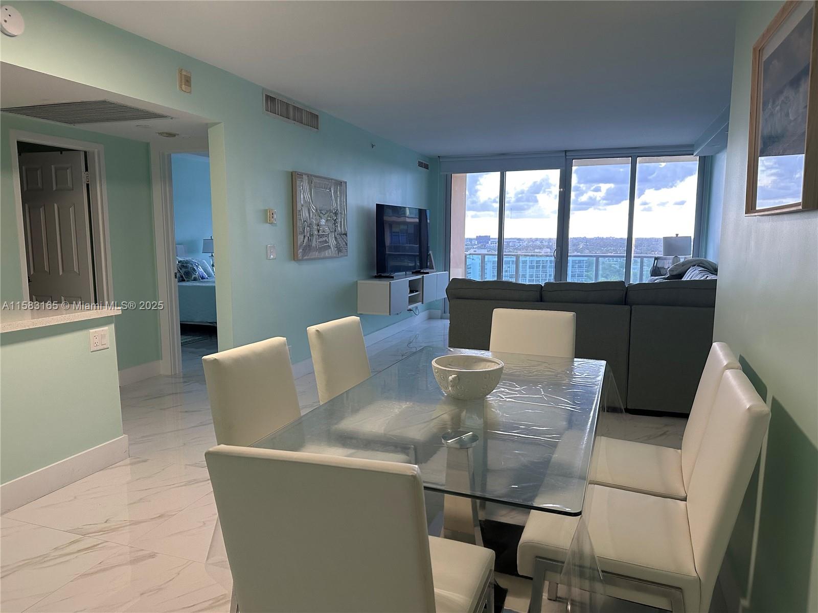 2501 S Ocean Dr 1530 Property Photo 18