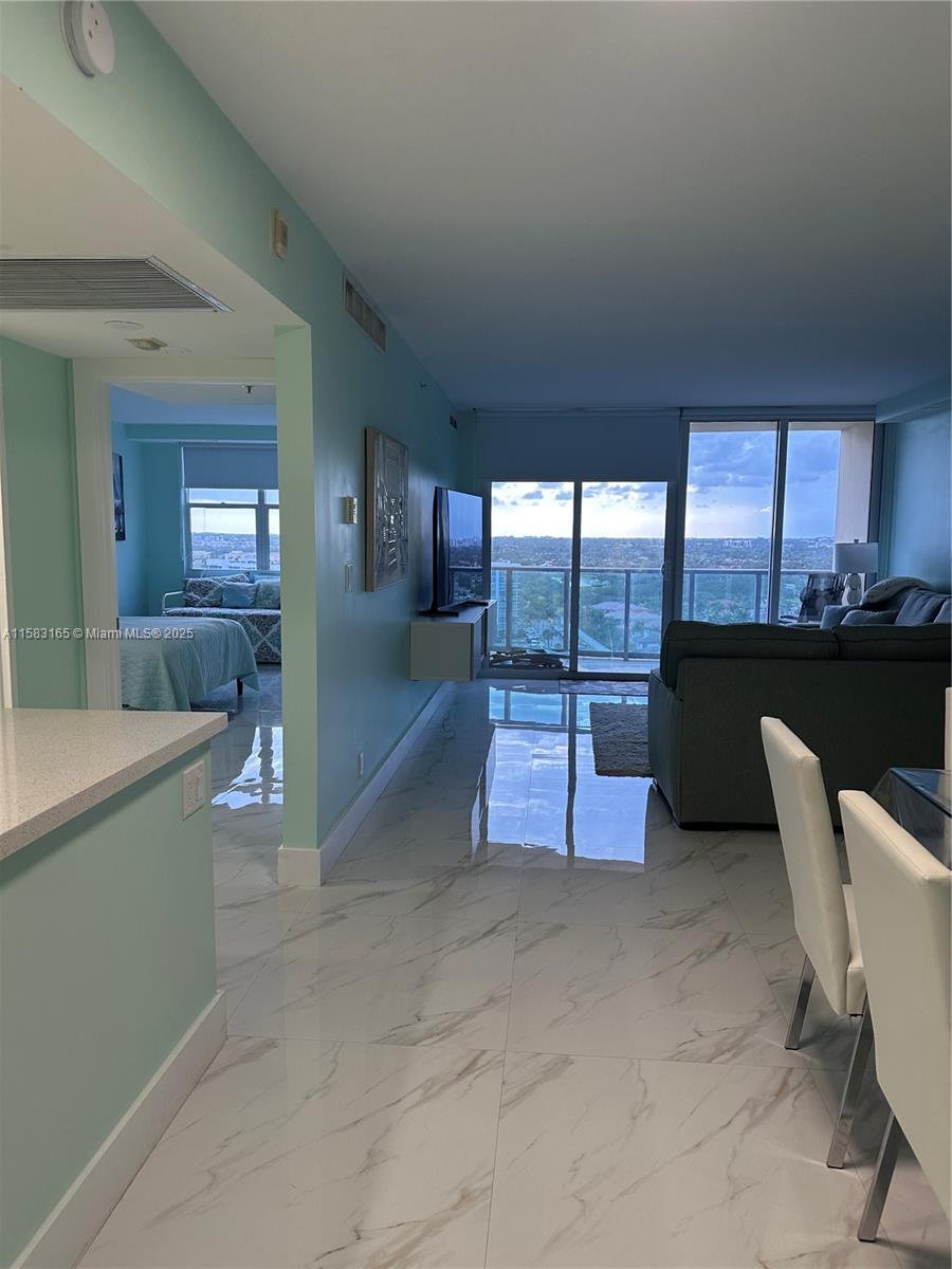 2501 S Ocean Dr 1530 Property Photo 20