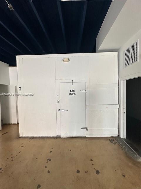 5600 Ne 2nd Ave Property Photo 4