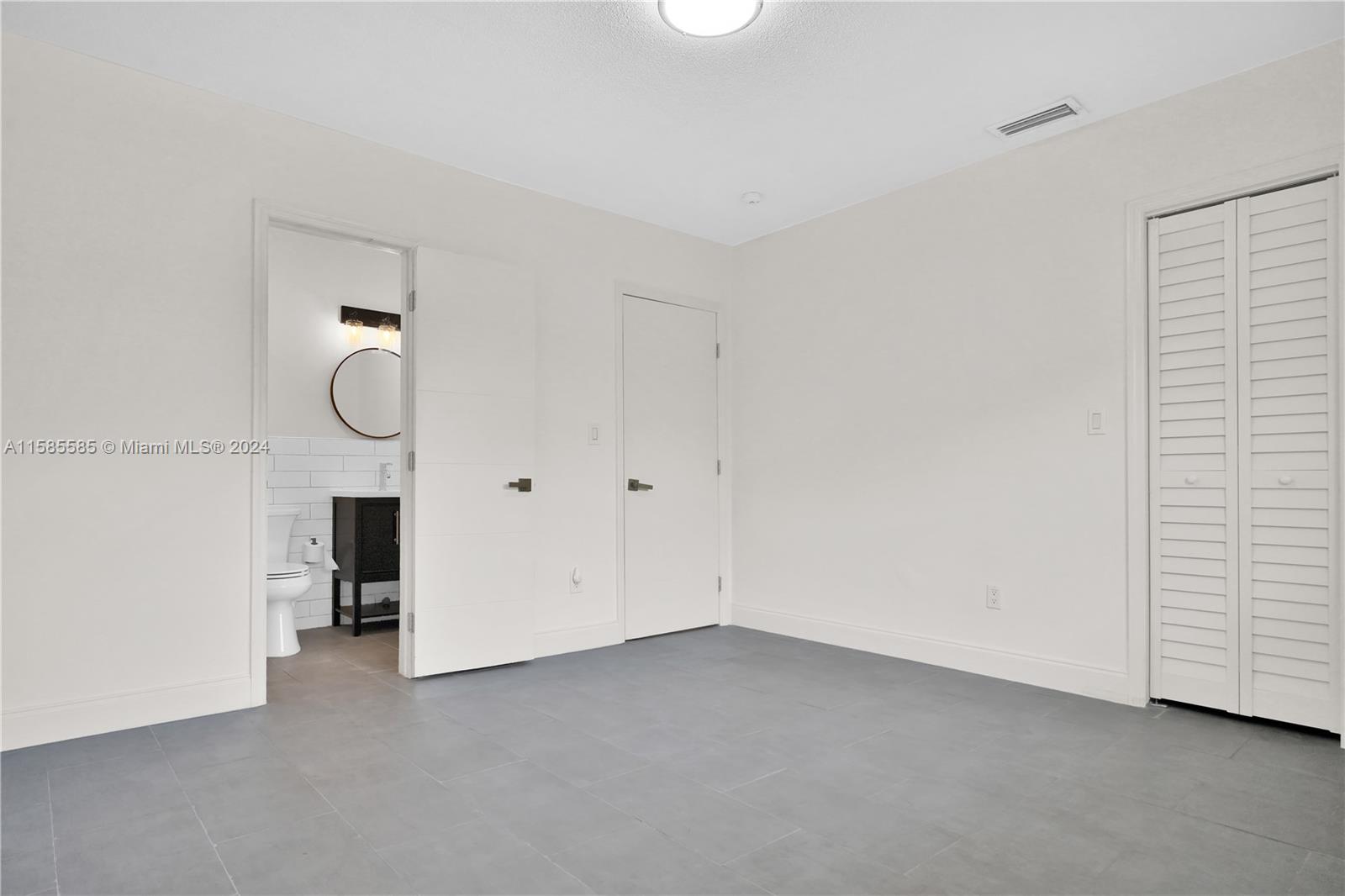 1241 Nw 25th St 1241 Property Photo 16