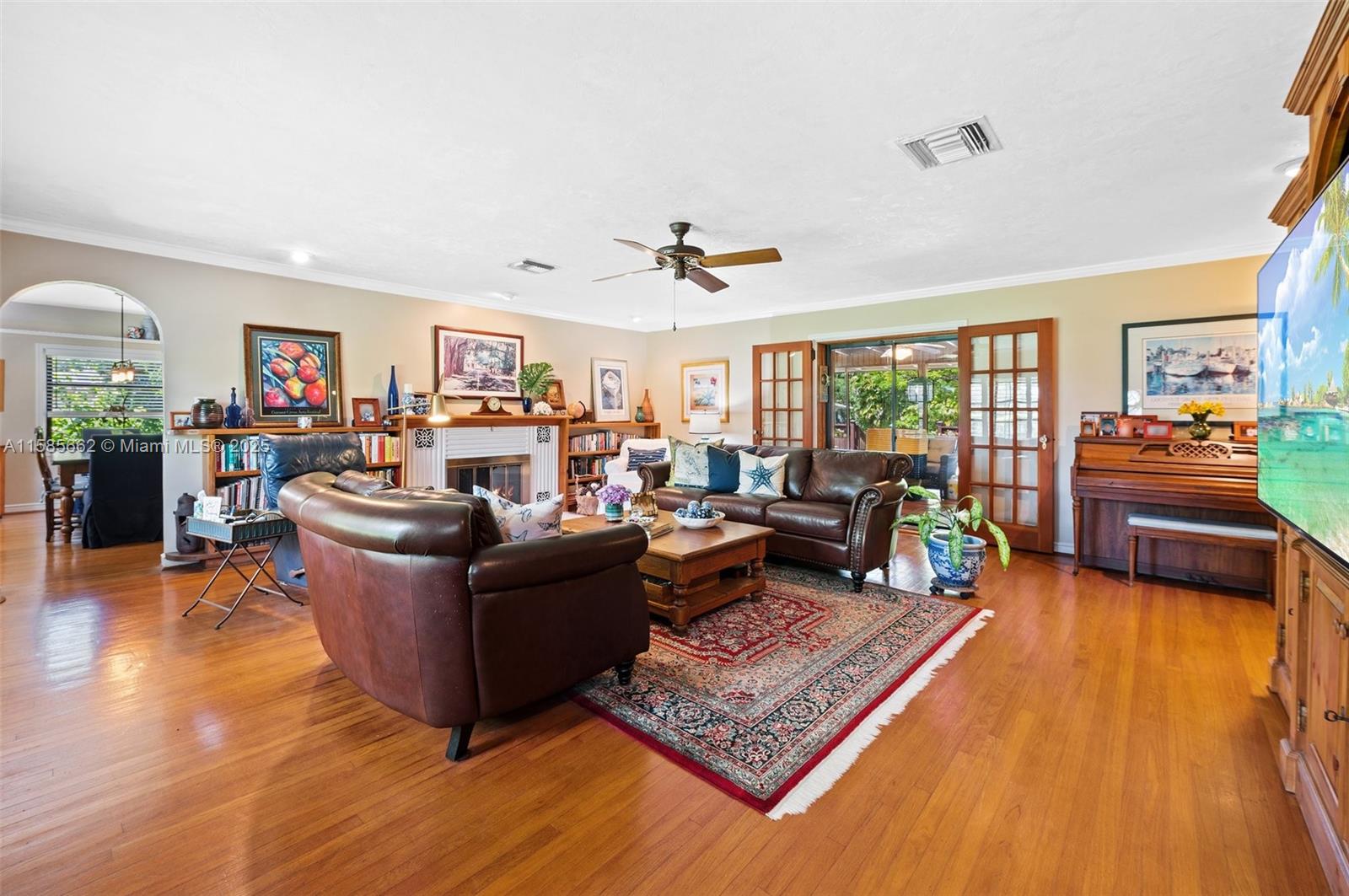 8205 Sw 136th St Property Photo 23