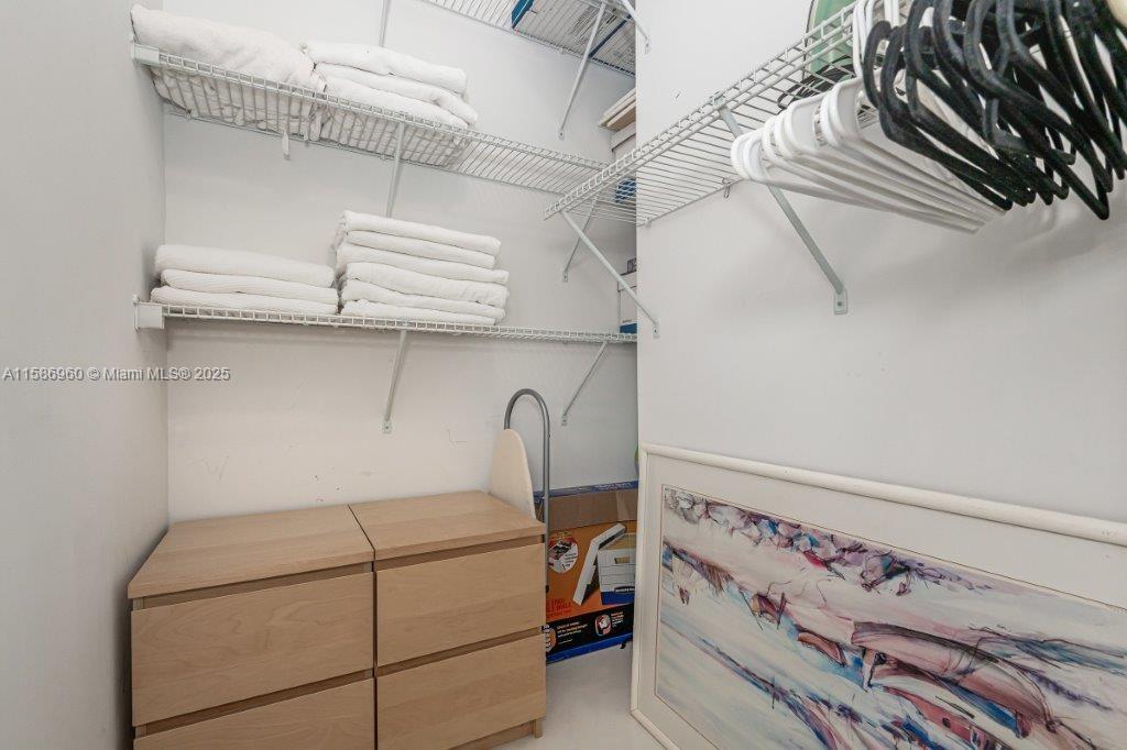 2301 Collins Ave 1111 Property Photo 23