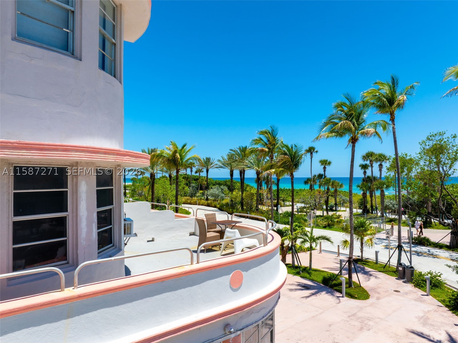 7300 Ocean Ter Property Photo 8
