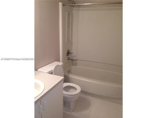 A11589147 Property Photo 8