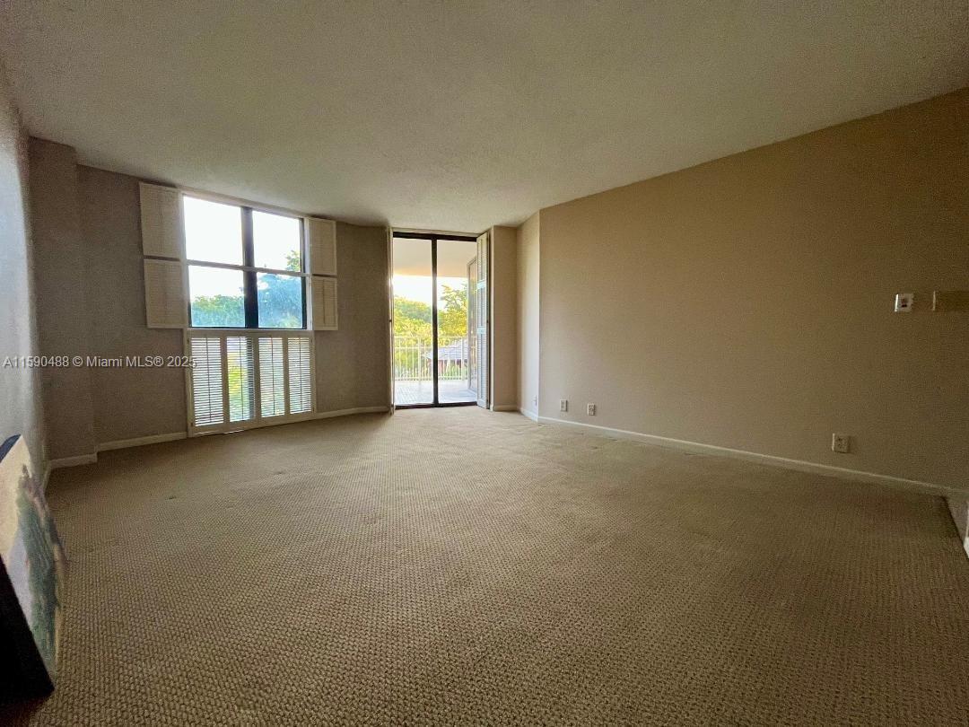 1000 Quayside Te 410 Property Photo 16