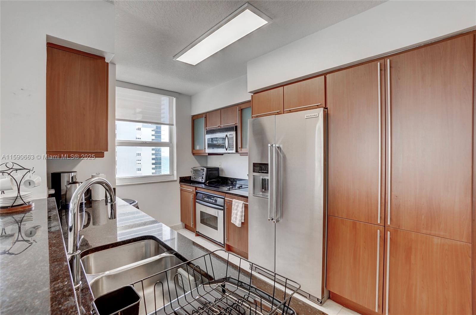 2080 S Ocean Dr 1702 Property Photo 13