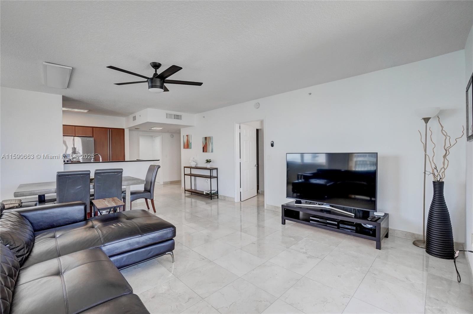 2080 S Ocean Dr 1702 Property Photo 15