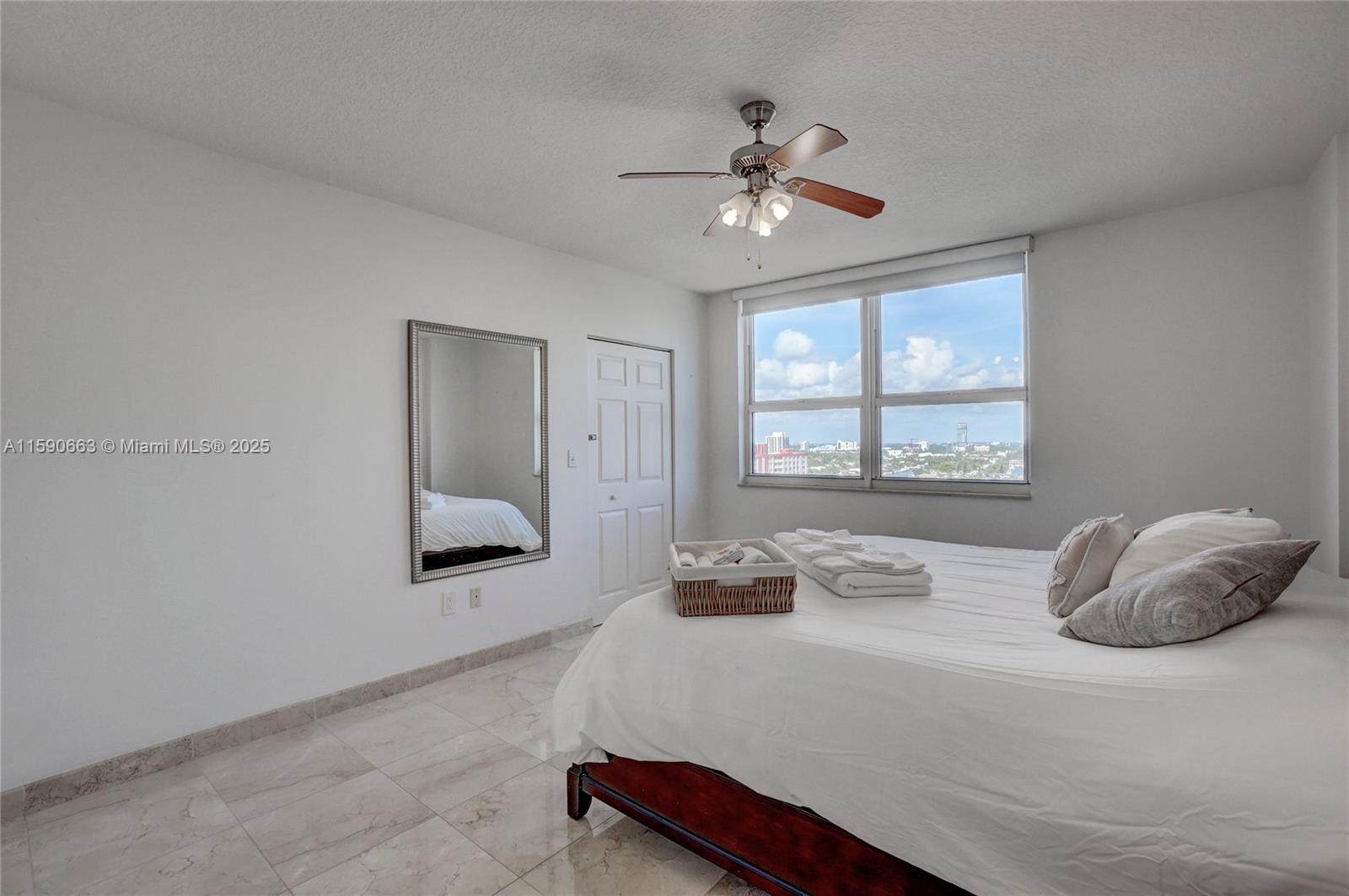 2080 S Ocean Dr 1702 Property Photo 16
