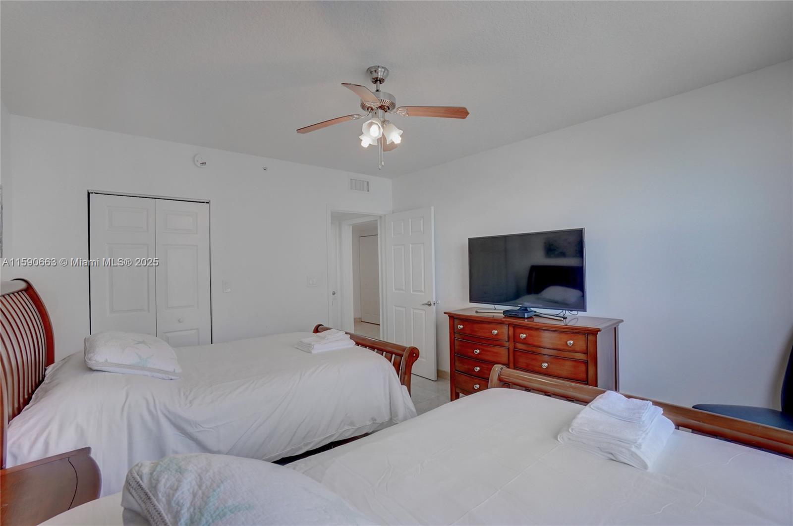 2080 S Ocean Dr 1702 Property Photo 24