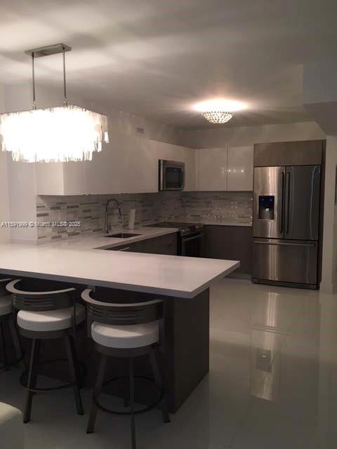 100 Lincoln Rd 711 Property Photo 5