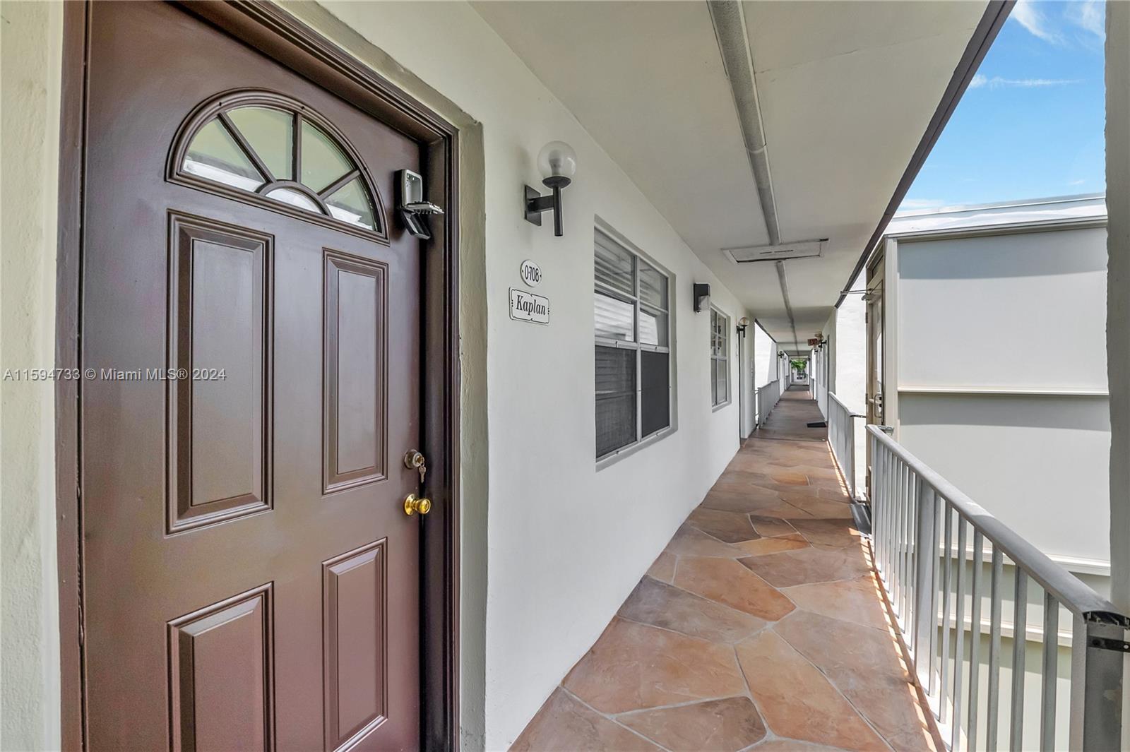 708 Normandy O 708 Property Photo 31