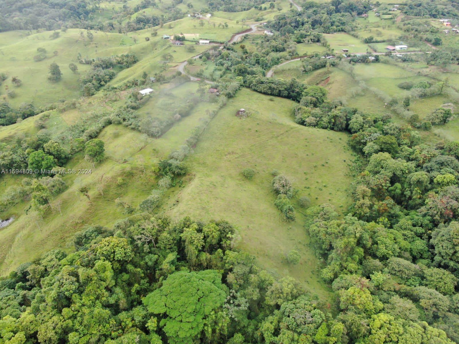 A11594809 Property Photo 9