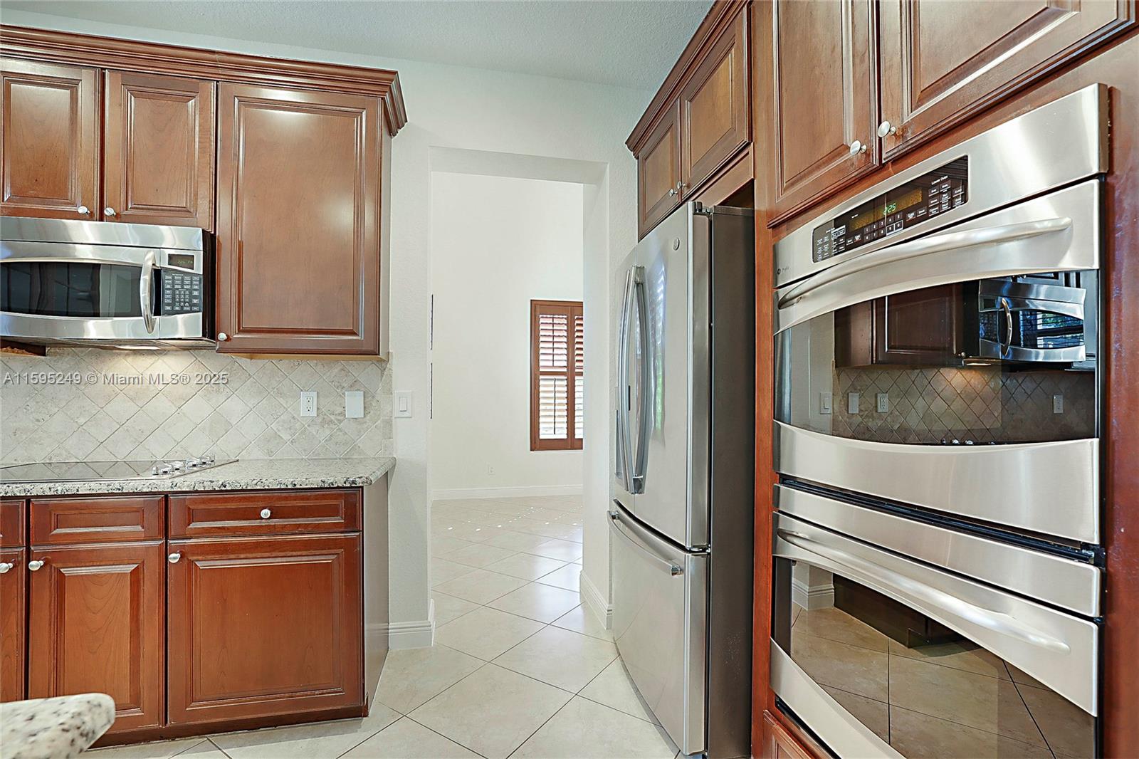 152 Umbrella Pl Property Photo 12