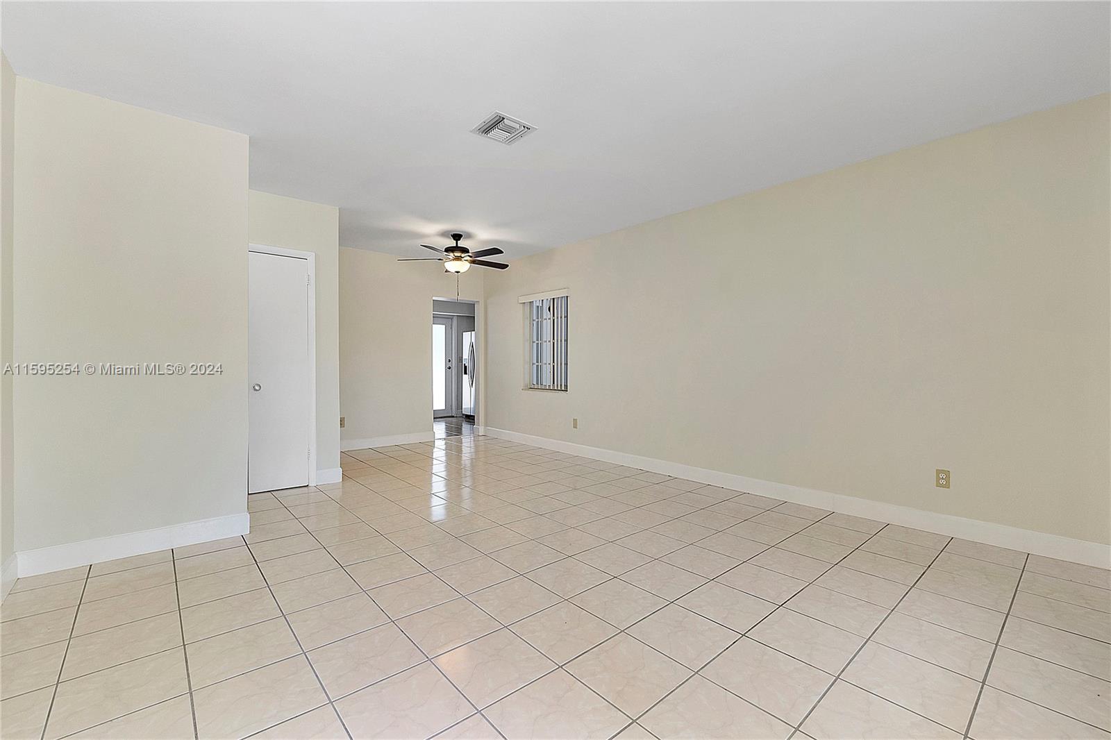 1 Ne 48th St 1 Property Photo 10