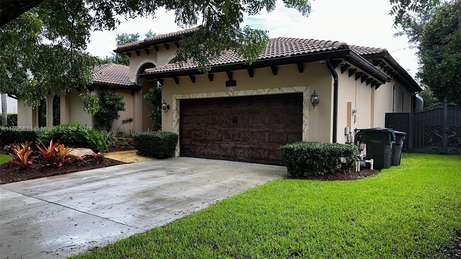 2940 Fairways Dr 2940 Property Photo 48