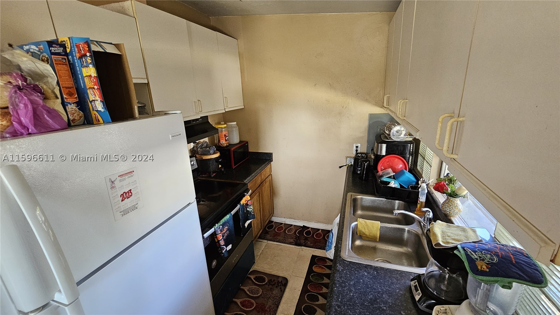 155 Nw 30th Ter Property Photo 6