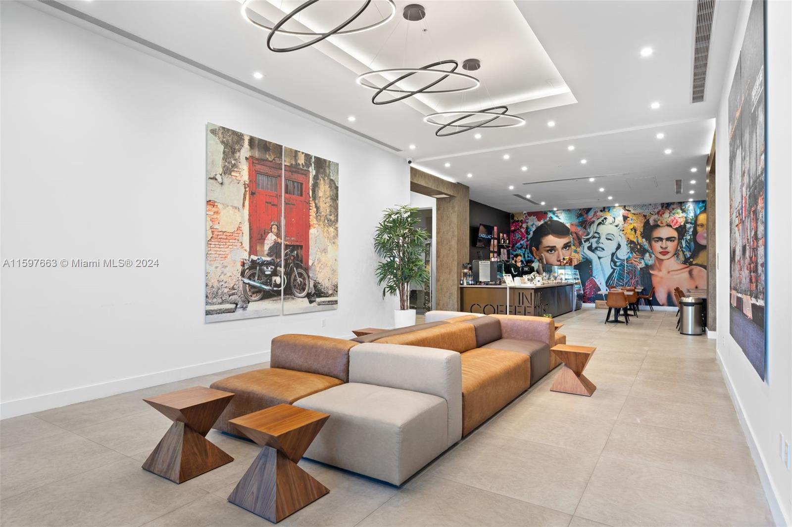 800 Se 4th Ave 817 Property Photo 2