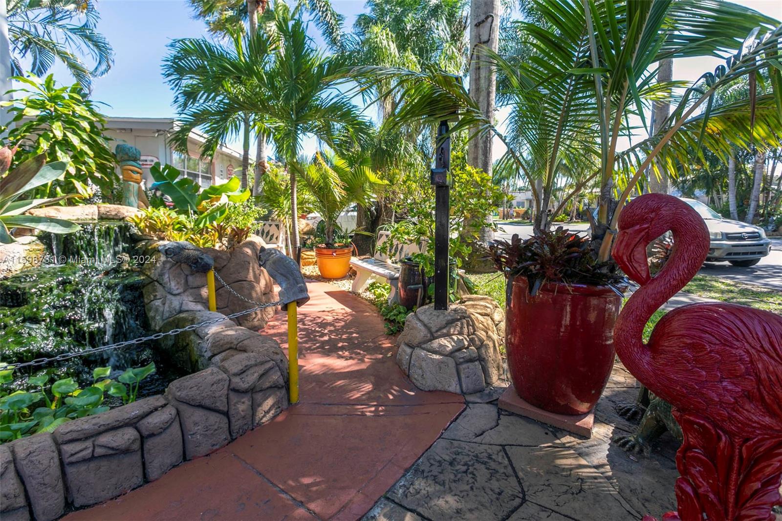 1411 S Federal Hwy Property Photo 9