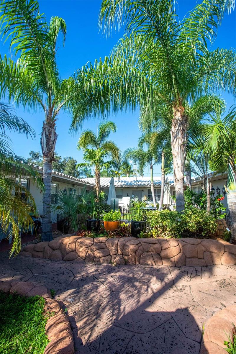 1411 S Federal Hwy Property Photo 90