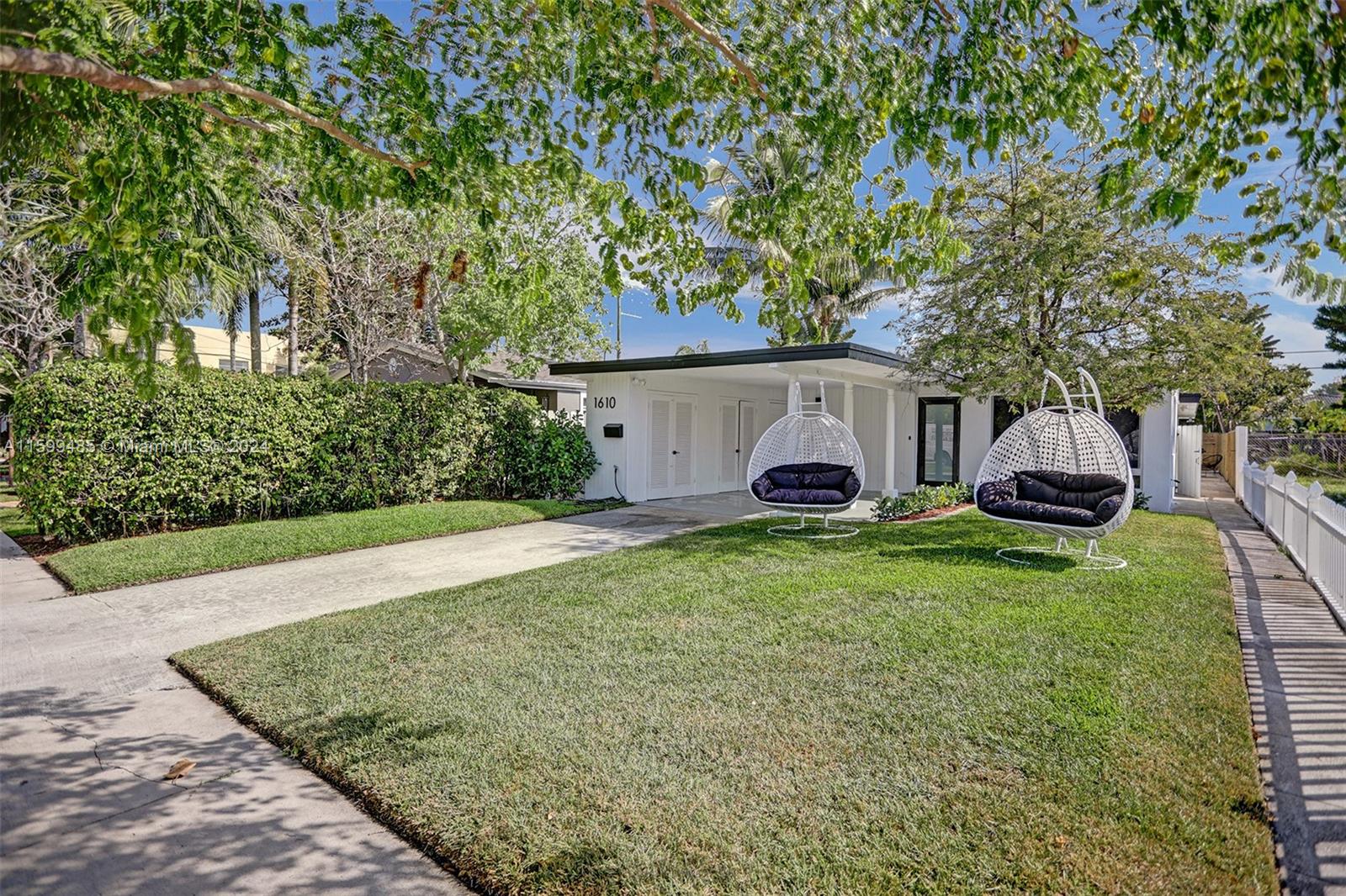 1610 Polk St 1 Property Photo