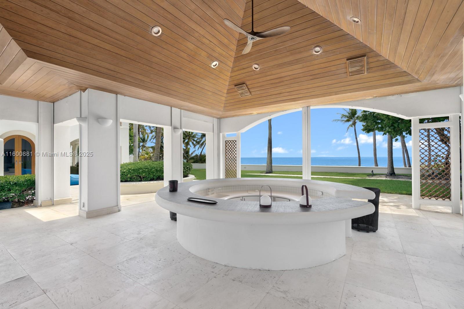 387 Ocean Blvd Property Photo 20