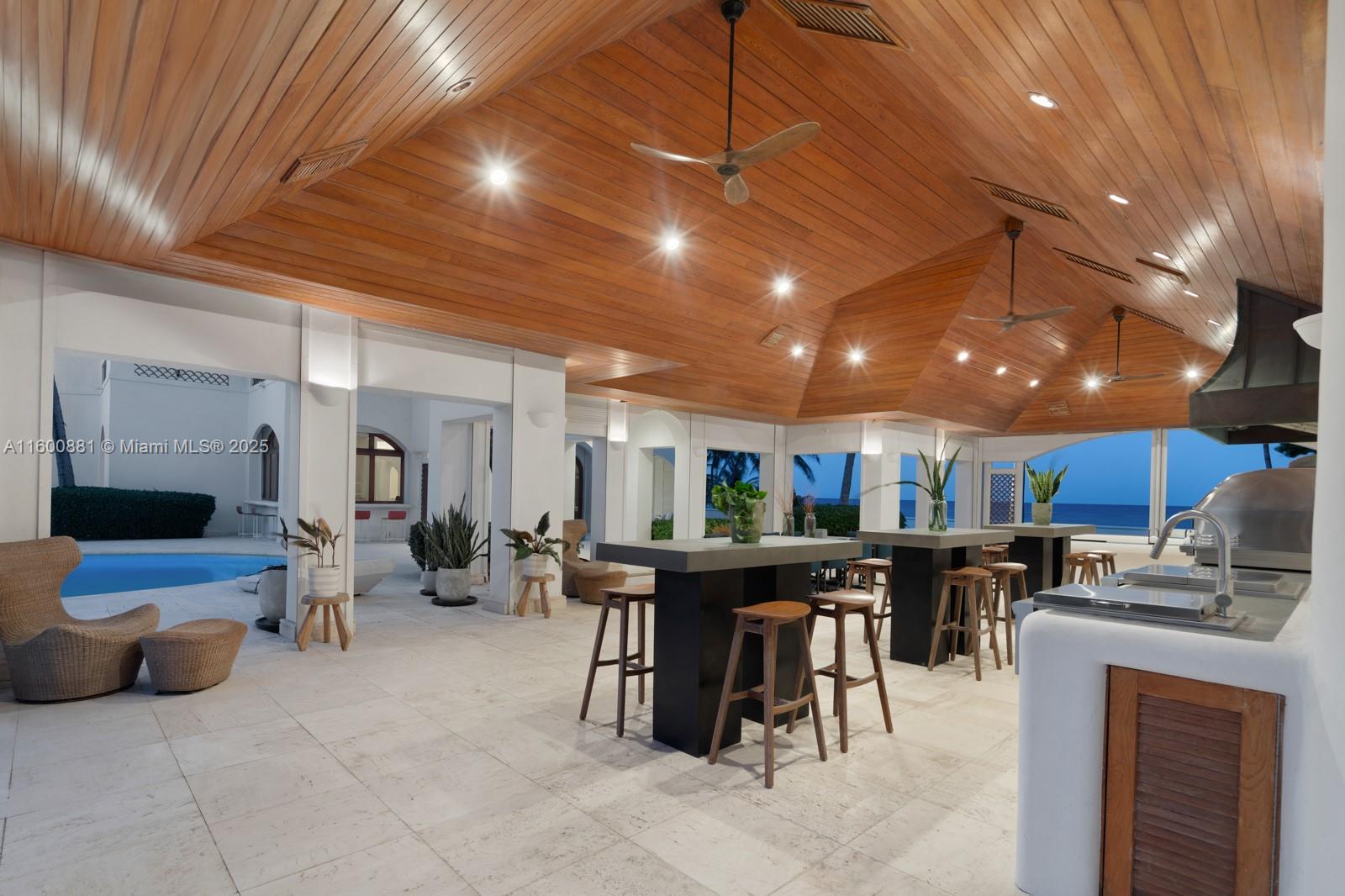 387 Ocean Blvd Property Photo 33