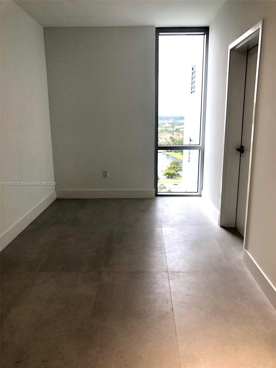 16385 Biscayne Blvd 2421 Property Photo 7