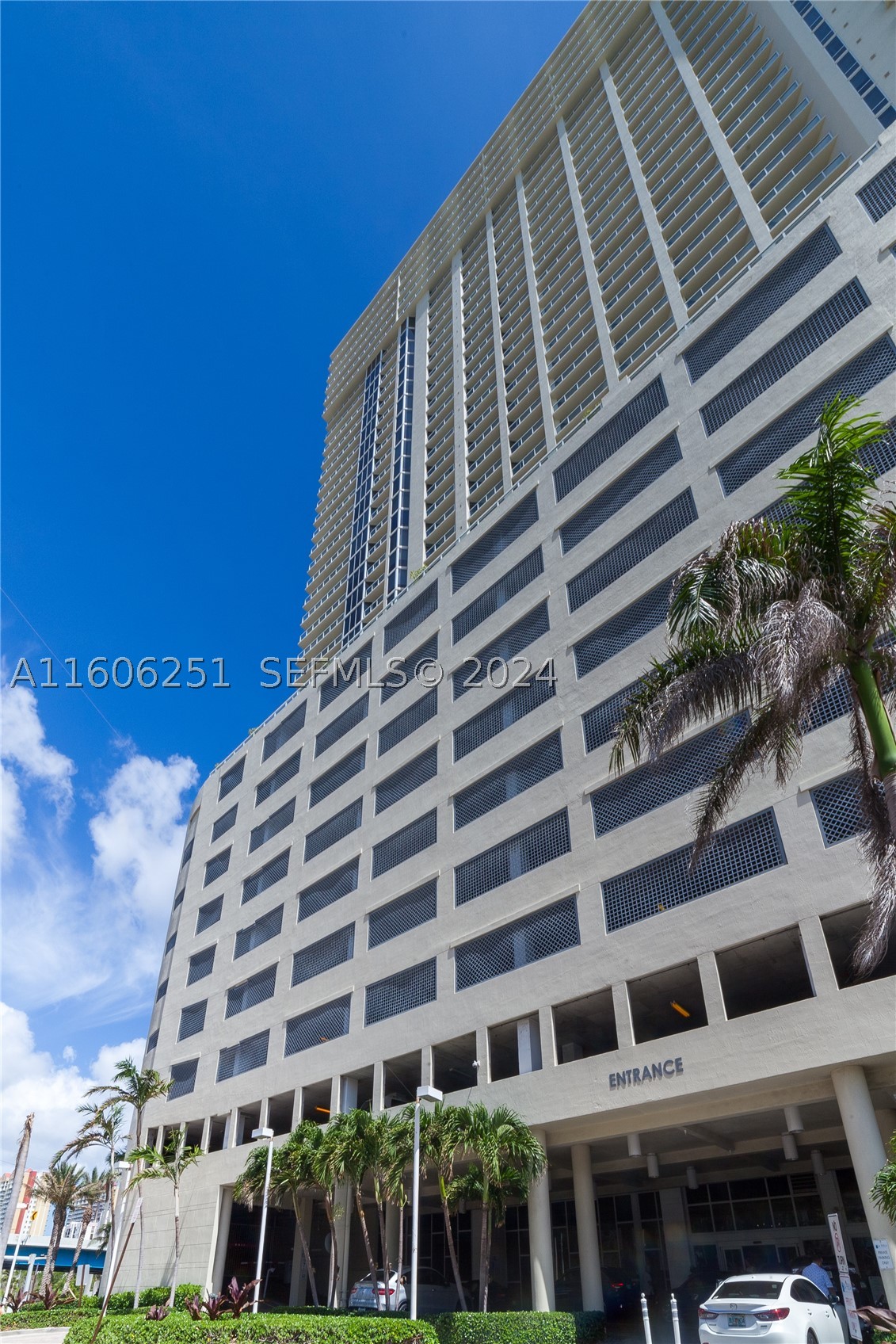16699 Collins Ave(Avlbnow) 3707 Property Photo 1
