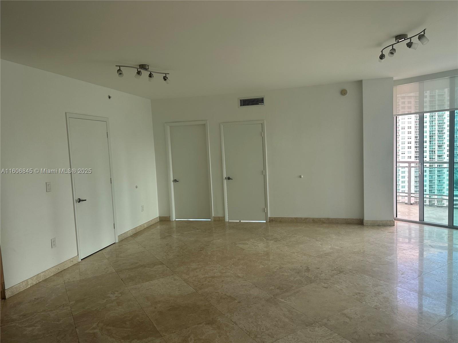 350 S Miami Ave 2302 Property Photo 19