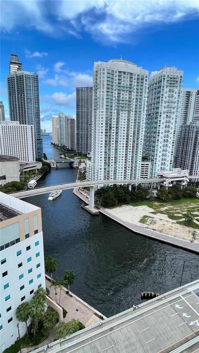 350 S Miami Ave 2302 Property Photo 31