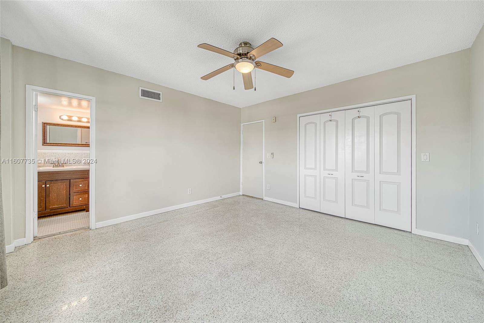 9700 E Bay Harbor Dr 508 Property Photo 16