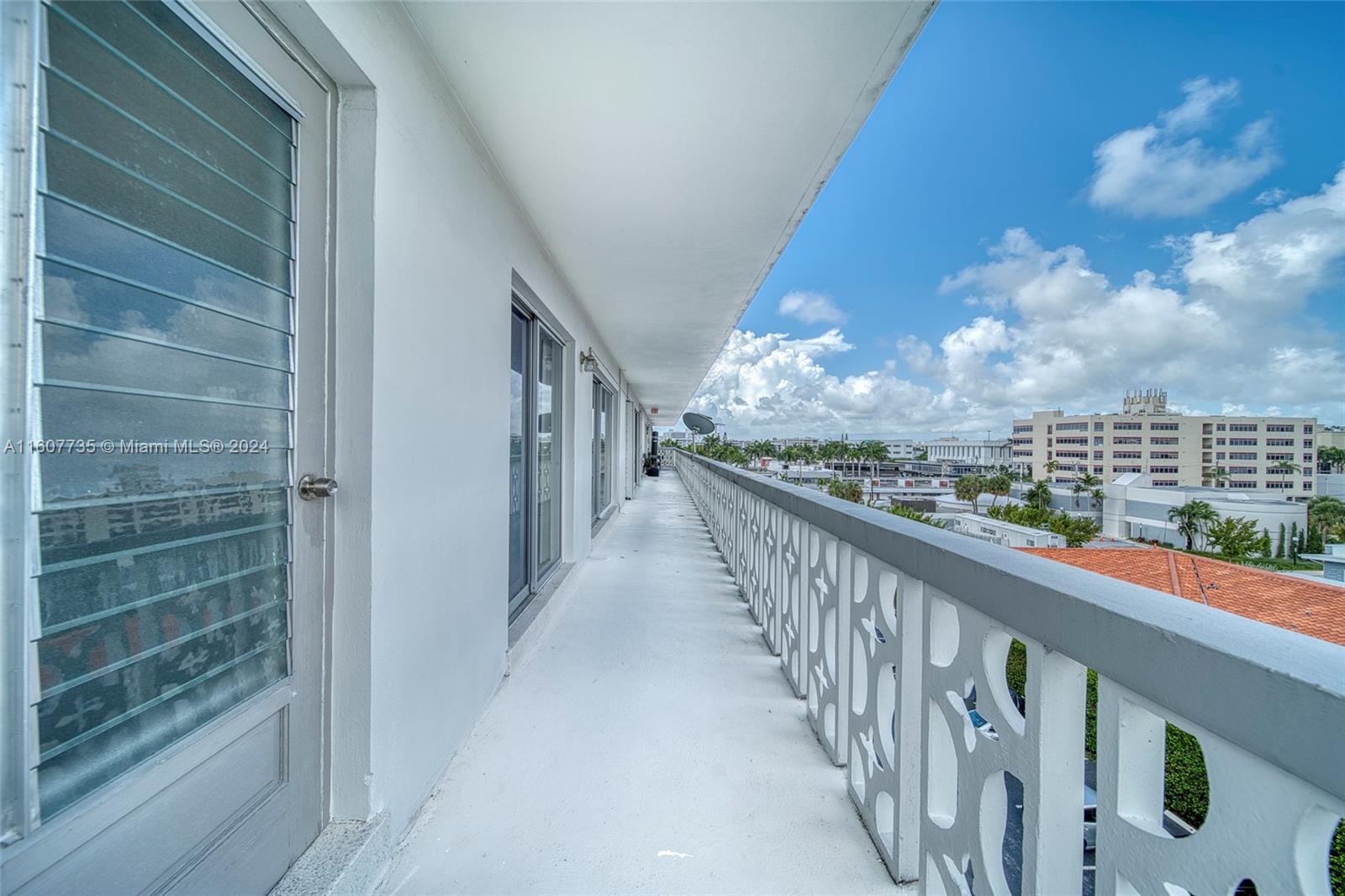 9700 E Bay Harbor Dr 508 Property Photo 21