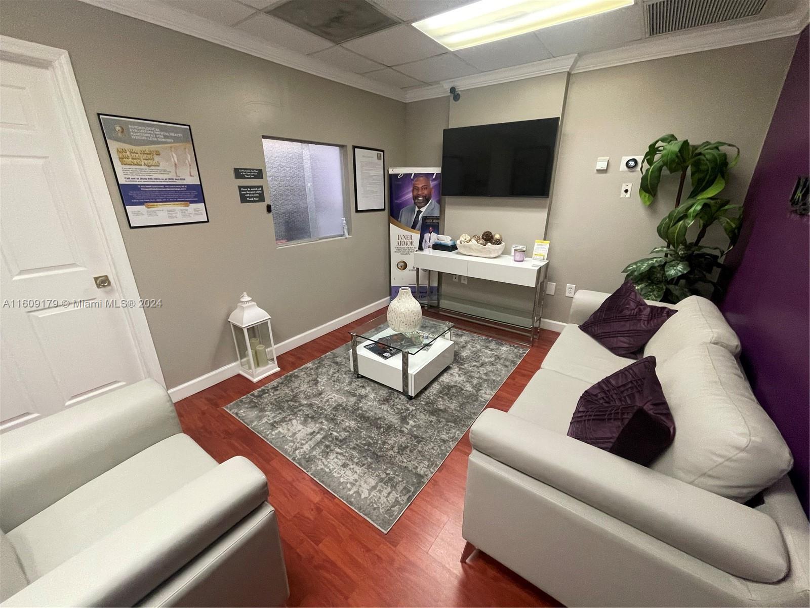 12550 Biscayne Blvd 306 Property Photo 8